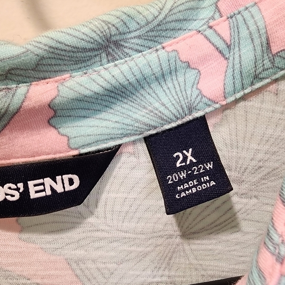 Land's End Women's Green and pink Floral plus size polo shirt 2X - Picture 2 of 11